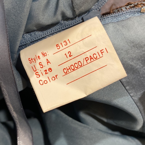 Sarah Danielle Evenings Formal Brown Lace Skirt woman’s size 12 - Picture 3 of 7